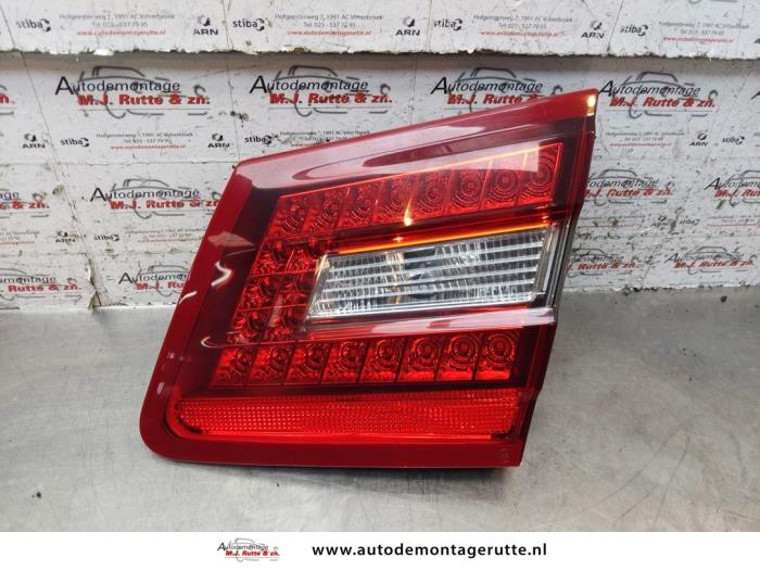 Gebruikte Achterlicht rechts Mercedes E-Klasse O150336