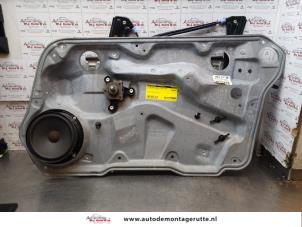 O150414 Gebruikte raammechaniek 4deurs rechts-voor Volkswagen Golf