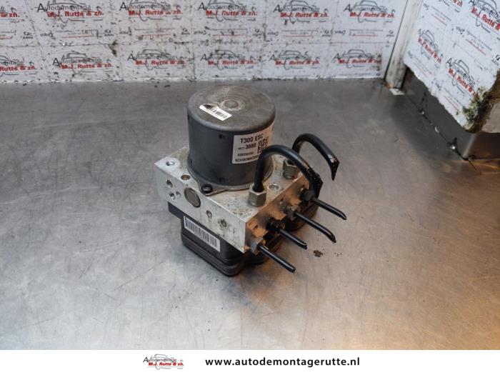 Gebruikte ABS Pomp Chevrolet Aveo O150531