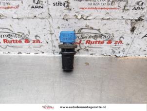 Gebruikte Luchtmassameter Volvo V70 (GW/LW/LZ) 2.5 10V Prijs op aanvraag aangeboden door Autodemontage M.J. Rutte B.V.