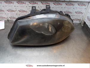 O150899 Gebruikte linker koplamp Seat Cordoba