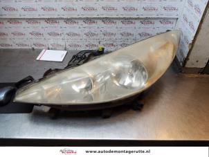 O150904 Gebruikte linker koplamp Peugeot 207