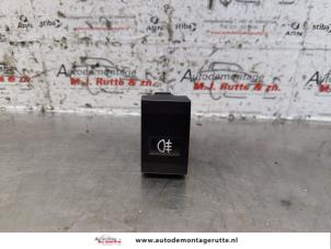 O150931 Gebruikte mistlamp schakelaar Kia Sorento