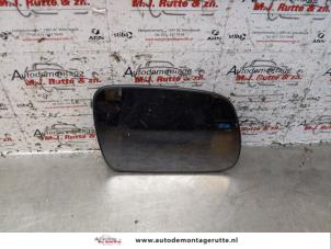 Gebruikte Spiegelglas rechts Peugeot 307 SW (3H) 1.6 16V Prijs op aanvraag aangeboden door Autodemontage M.J. Rutte B.V.