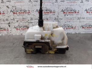 O151027 Gebruikte portierslot mechaniek 4deurs rechts-voor Citroen C3