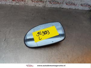 Gebruikte Spiegelglas links Citroen C5 I Berline (DC) 1.8 16V Prijs op aanvraag aangeboden door Autodemontage M.J. Rutte B.V.