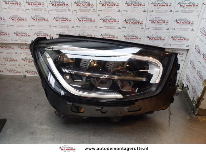 Gebruikte Koplamp rechts Mercedes GLC-Klasse O151334