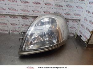 O151354 Gebruikte koplamp links Opel Movano