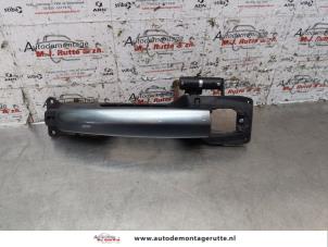 O151360 Gebruikte portiergreep 4deurs links-voor Suzuki Swift