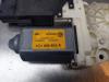 Gebruikte Portierruitmotor Volkswagen Golf O151431
