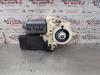 Gebruikte Portierruitmotor Volkswagen Golf O151431