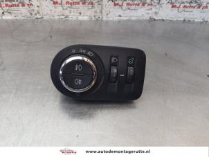 O151457 Gebruikte schakelaar licht Opel Corsa