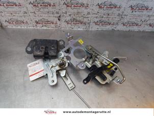 O151459 Gebruikte slotmechaniek achterklep Hyundai H300