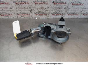 O151461 Gebruikte kontaktslot+sleutel Opel Corsa