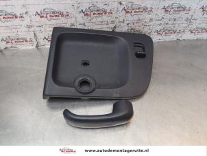 O151464 Gebruikte schuifdeurgreep rechts Hyundai H300