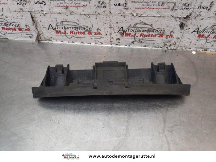 Gebruikte Schakelaar achterklep Opel Corsa O151466