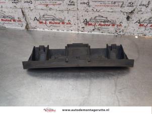 O151466 Gebruikte schakelaar achterklep Opel Corsa