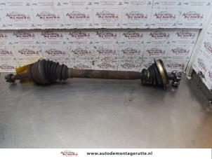 O151719 Gebruikte cardanas links-voor (vwa) Dacia Logan