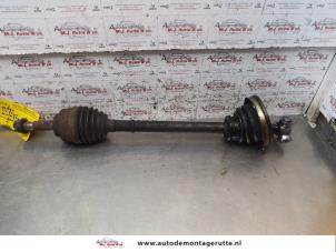 O151721 Gebruikte cardanas links-voor (vwa) Nissan Kubistar