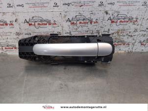 O151815 Gebruikte portiergreep 4deurs links-achter Volkswagen UP