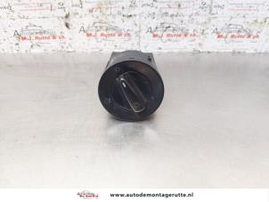O151843 Gebruikte schakelaar licht Volkswagen Passat