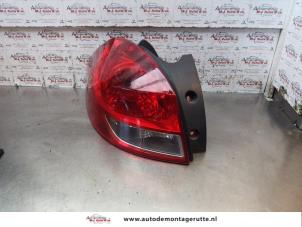 O151855 Gebruikte achterlicht links Renault Clio
