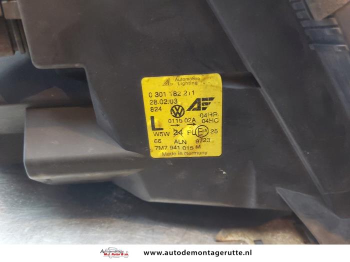 Linker Koplamp van een Seat Alhambra (7V8/9) 2.0 2003