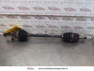 O152022 Gebruikte cardanas links-voor (vwa) Volkswagen UP