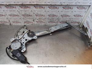 O152117 Gebruikte raammechaniek 4deurs rechts-achter Toyota Landcruiser