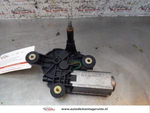 O152131 Gebruikte ruitenwissermotor achter Fiat Stilo