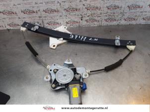 O152173 Gebruikte ruitmechaniek 4deurs links-voor Chevrolet Captiva