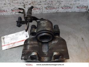 O152218 Gebruikte remklauw (tang) rechts-voor Audi A4