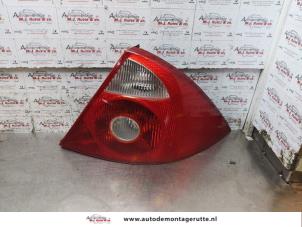 O152316 Gebruikte achterlicht rechts Ford Mondeo
