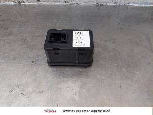 O152416 Gebruikte combischakelaar ramen Opel Meriva