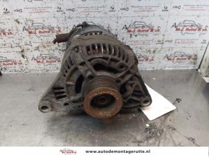 O152504 Gebruikte alternator Nissan Micra