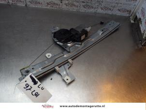 O152560 Gebruikte raammechaniek 2deurs links-voor Peugeot 207