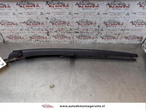 O152682 Gebruikte ruitenwisserarm achter Chevrolet Captiva