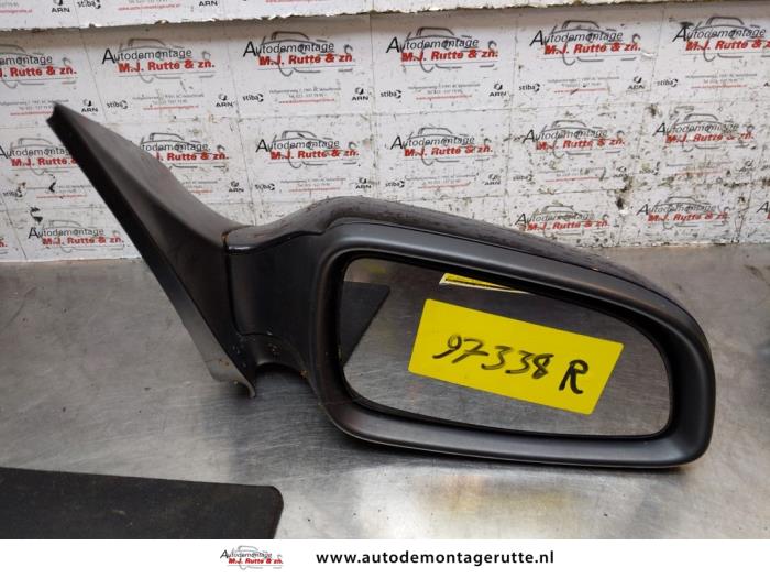 Gebruikte Buitenspiegel rechts Opel Astra O152718