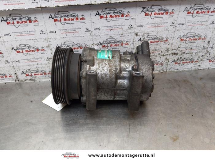Gebruikte Pomp Airco Renault Clio O152739