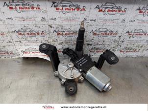 O152778 Gebruikte motor ruitenwisser achter Opel Astra