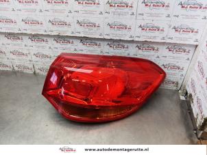O152787 Gebruikte achterlicht rechts Opel Astra