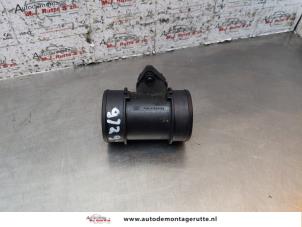 O152806 Gebruikte luchthoeveelheidsmeter Opel Astra