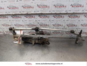 O152847 Gebruikte ruitenwismotor+mechaniek Opel Vectra