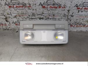 O152867 Gebruikte binnenverlichting achter Opel Astra