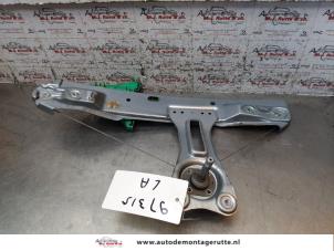 O152918 Gebruikte ruitmechaniek 4deurs links-achter Opel Astra