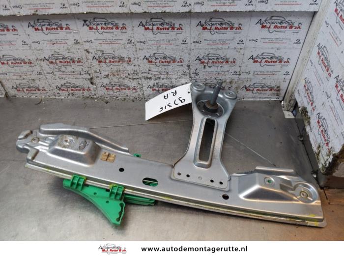 Gebruikte Ruitmechaniek 4Deurs rechts-achter Opel Astra O152921