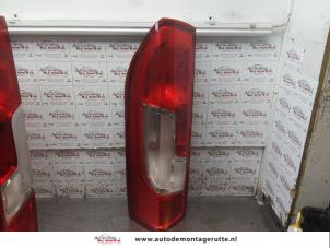 O152975 Gebruikte achterlicht links Peugeot Boxer