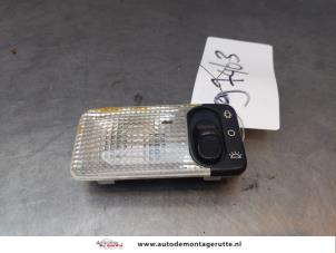 O153360 Gebruikte binnenverlichting voor Peugeot 107