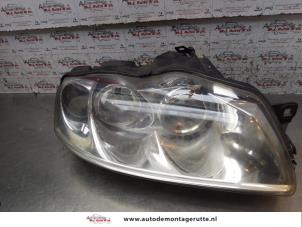 O153396 Gebruikte rechter koplamp Alfa Romeo 166