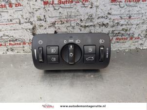 Gebruikte Licht Schakelaar Volvo V70 (BW) 2.5 T 20V Prijs op aanvraag aangeboden door Autodemontage M.J. Rutte B.V.